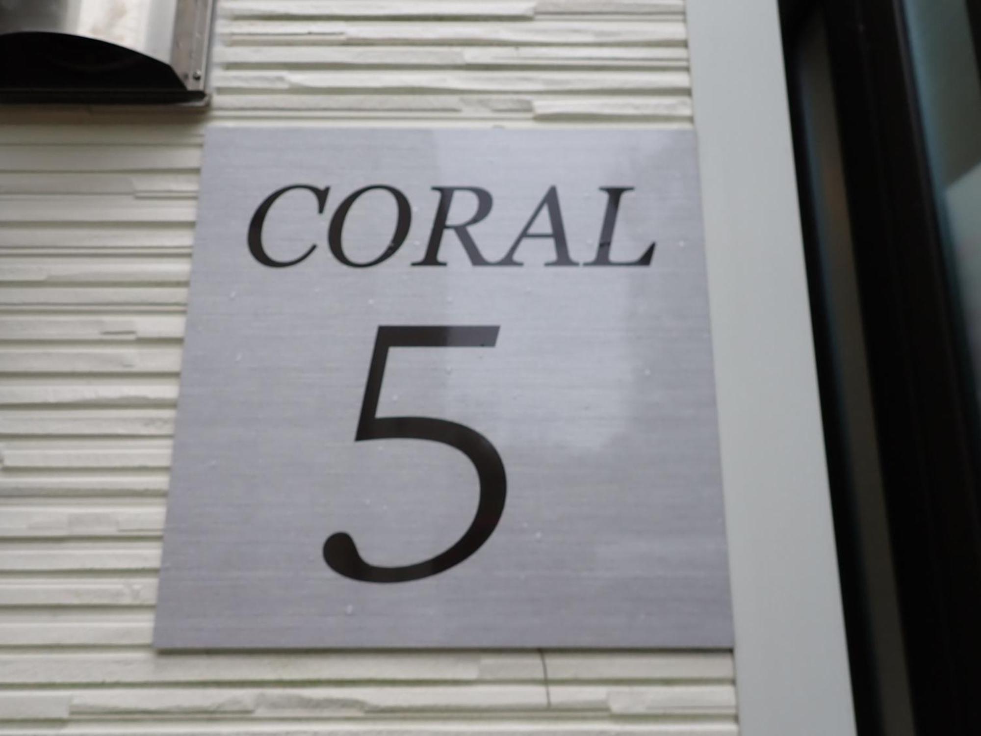 Апартаменты Coral Онна Экстерьер фото